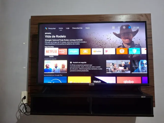 TV 43 POLEGADAS + PAINEL