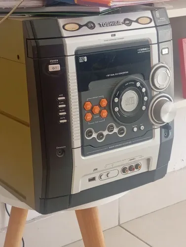 Rádio com caixas