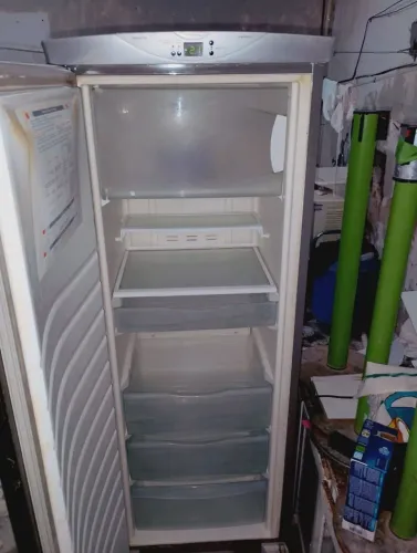 FREEZER VERTICAL BRASTEMP LINDÍSSIMO FUNCIONANDO PERFEITAMENTE IMPERDÍVEL PRA VENDER LOGO