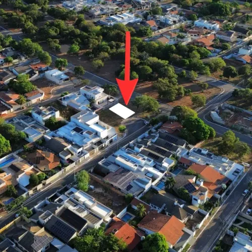 Vendo meio lote na 309 sul com 10m de frente