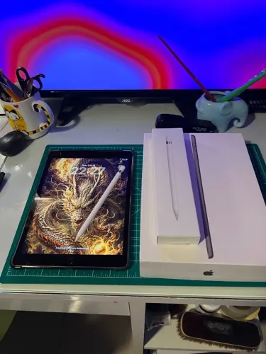 iPad 9º geração 64GB + Apple Pencil original + Caixas