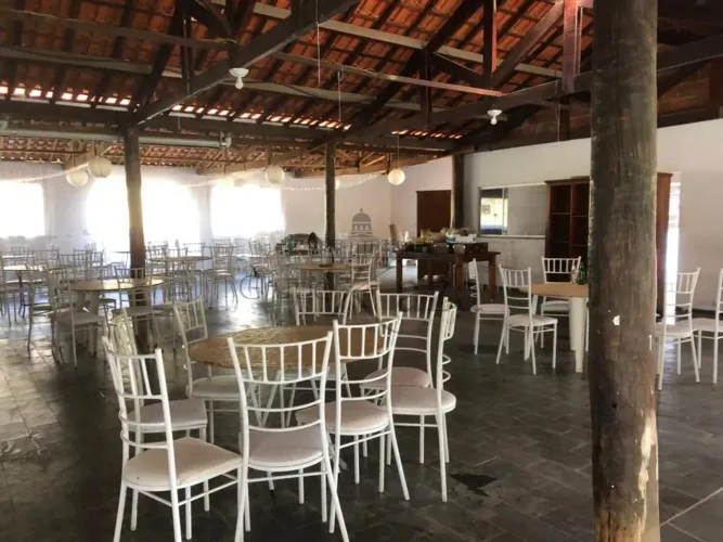 Chácara - Santa Hermínia - 5.857,94m² - 5 Dormitórios - Aceita Permuta.