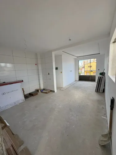 RR/ Apartamentos: térreo com Quintal e coberturas no Cristo