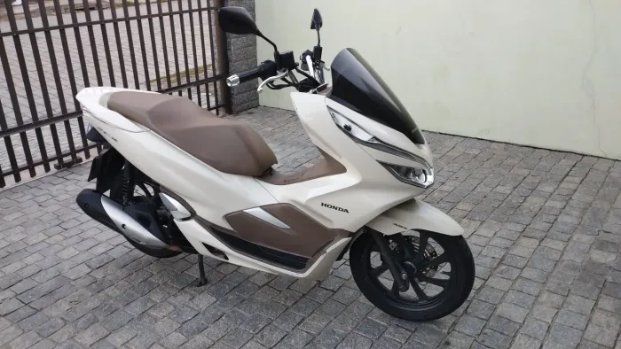 PCX DLX 150