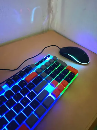 Kit teclado e mouse gamer novo