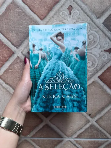 Livro A Seleção - Kiera Kess