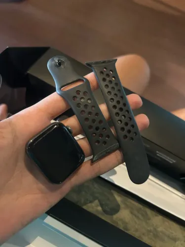 Apple Watch série 5 Nike