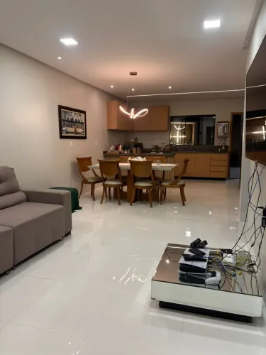 Casa, 3 quartos, 1 suíte, 170 m², 2 vagas no Jardim Europa em Anápolis