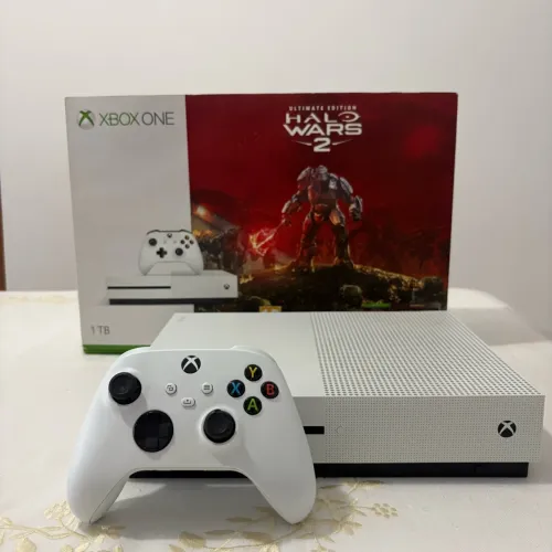 Console Xbox One S 1 TB Branco