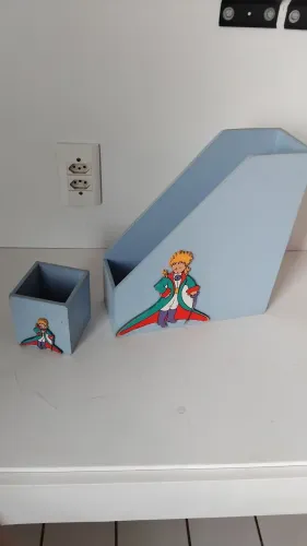 Porta livros decoração pequeno príncipe