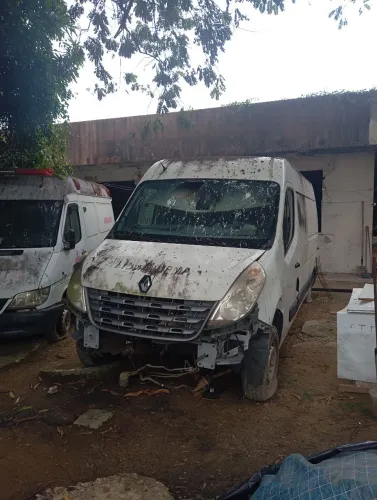 Vendo peças de van master e sprinter 