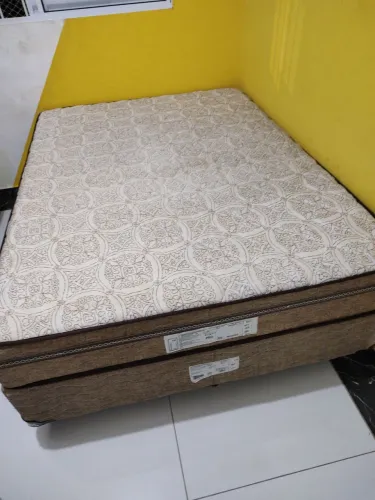 Vende se cama de casal 