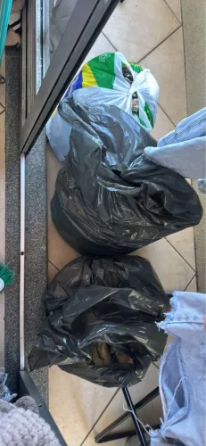 Doação de roupas feminina 36 e 38