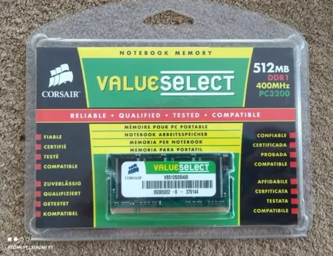 Memória DDR - Item de colecionador Nunca utilizado e funcionando.