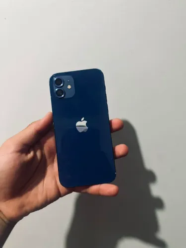 iPhone 12