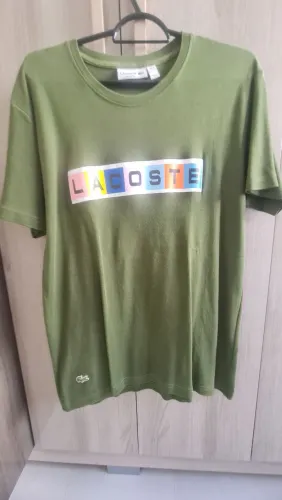 Camiseta lacoste usada