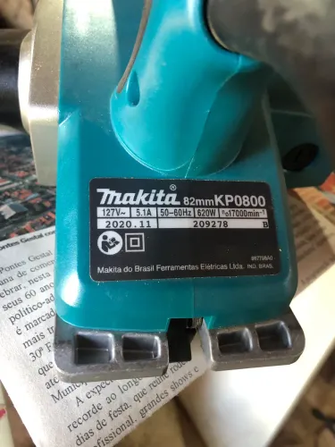 Plaina eletrica Makita