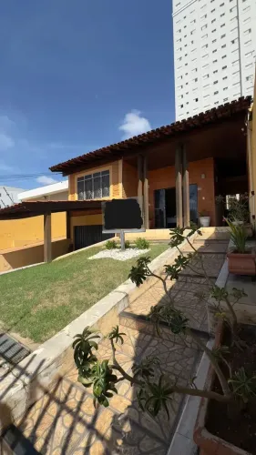 Casa comercial a venda no bairro quilombo