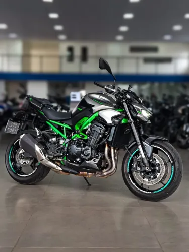 KAWASAKI Z900 2026