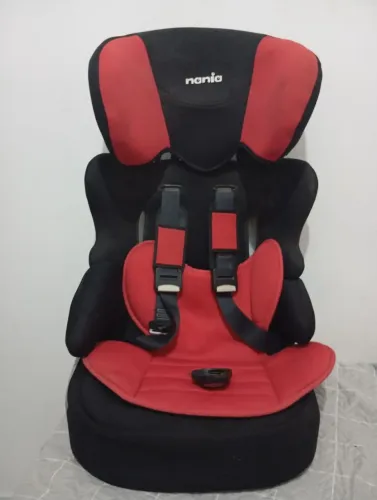 Cadeirinha e assento elevatório