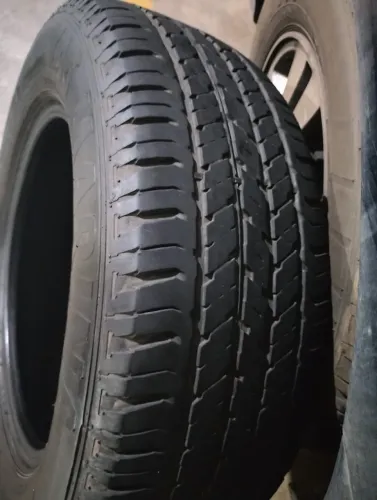 PNEUS 215/65/R16 R$:250,00 CADA
