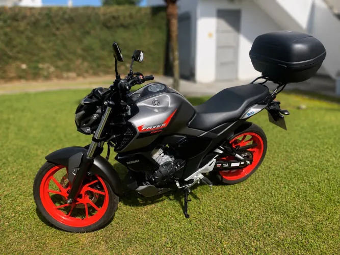 Fazer FZ15 2025 Connected