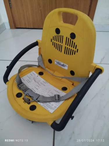 Cadeirinha portátil por 50 reais 