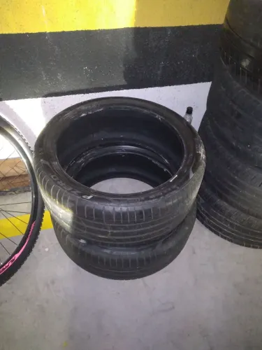 Pneus (par) Pirelli Pzero Run Flat 255/40 aro 19