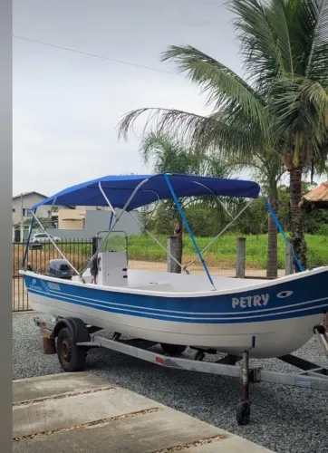 Lancha Acqua Boat mais carretinha 