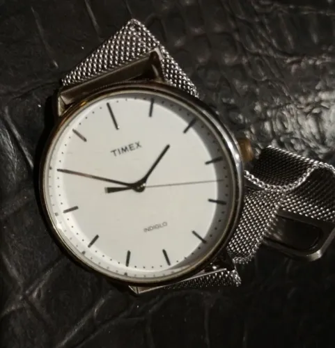 Timex Fairfield com caixa e certificado 