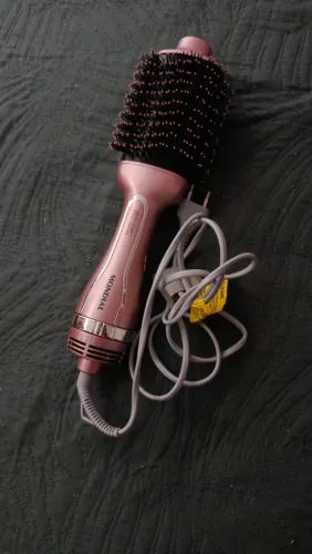 Escova Secadora Mondial Golden Rose