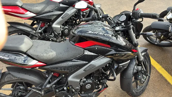Bajaj dominar 200cc