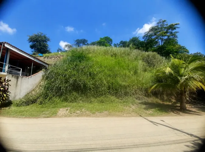 TERRENO EM PIRAÍ COM ESCRITURA E RGI