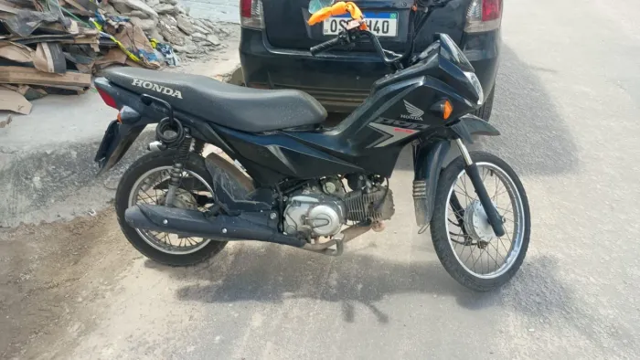 Moto pop primeira