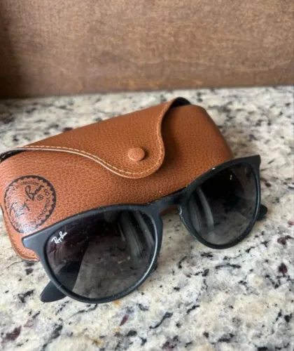 óculos ray ban erika classic preto