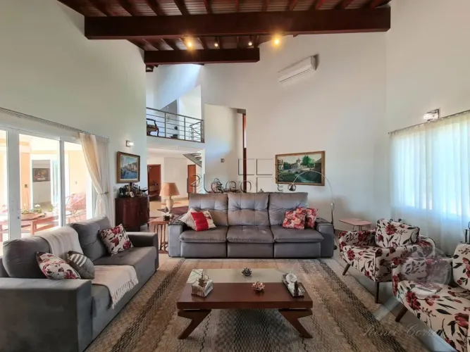 Chácara à venda em Indaiatuba, Vale das Laranjeiras, com 5 quartos, com 7600 m²