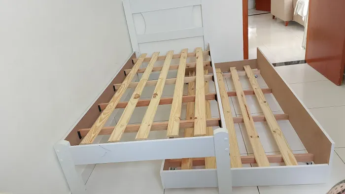 Cama de solteiro c/auxiliar