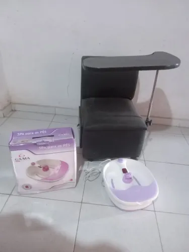 Cadeira de manicure e SPA para os pés.