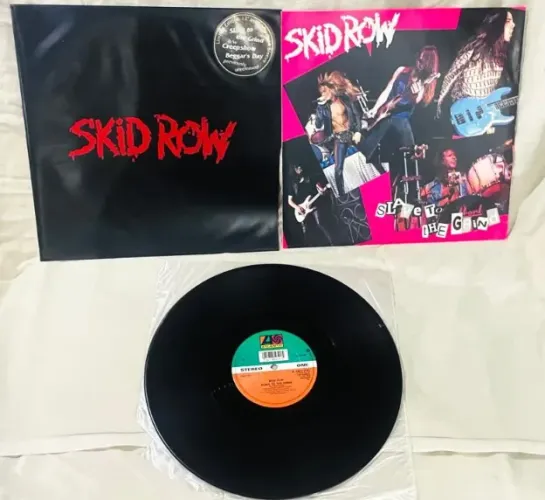 Skid Row - Slave to the Grind EP 45 RPM 12" (disco de vinil capa emborrachada protetora)