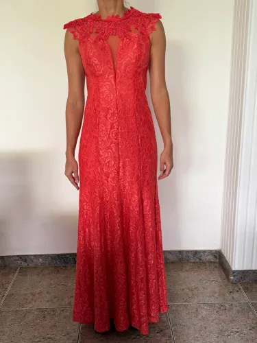 Vestido tamanho P renda na cor Laranja