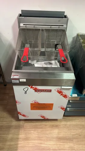 Fritadeira Vulcan a gás LG500 nova pronta entrega