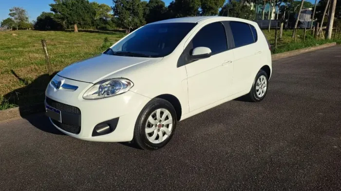 Fiat Palio Attractive 1.0 EVO Fire Flex 8V 5P 2015