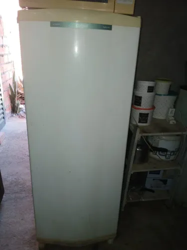 Geladeira pra tirar peça