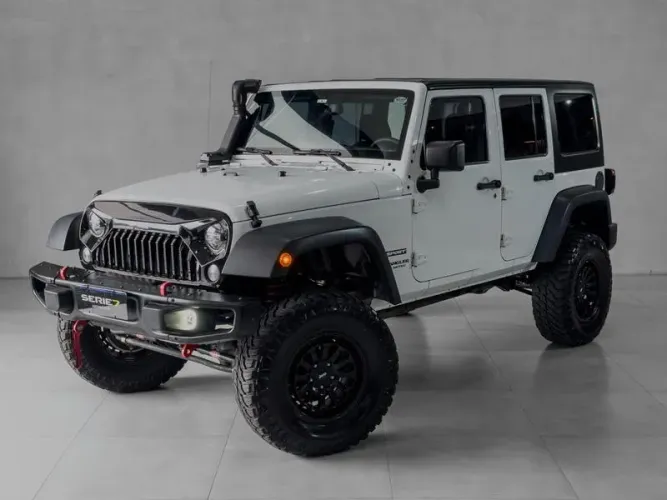 Jeep Wrangler Unlimited Sport 3.6 V6 284cv 4P 2015