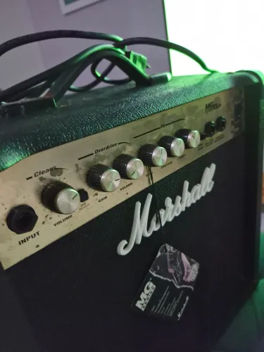 Cubo Marshall 