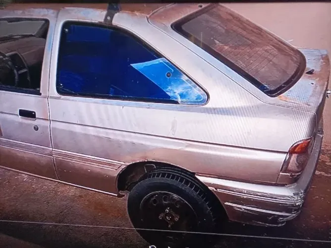 Ford Escort GL 1.6i / 1.6 (álcool) 1993