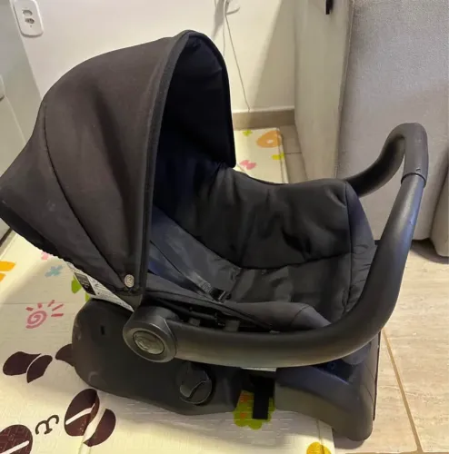 Bebê conforto com base galzerano