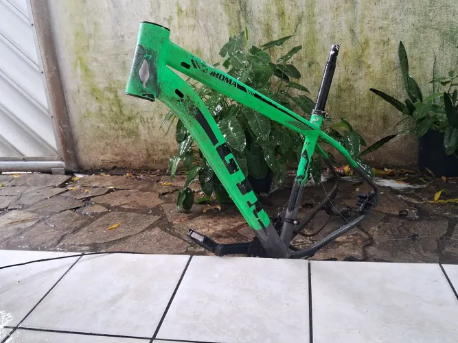 Quadro MTB 29 tam 17 GTI Roma
