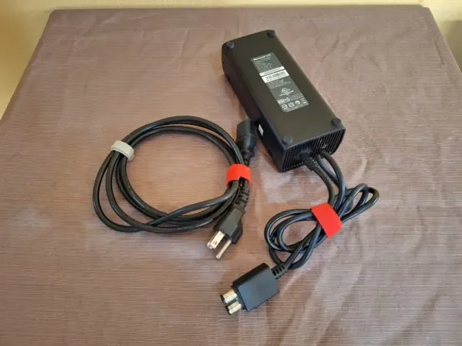Fonte original xbox 360 slim 120v