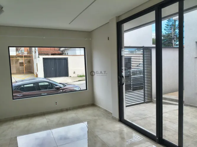 Casa comercial para locação em Sorocaba-SP, bairro Jardim América: 2 quartos, 2 suítes, 4